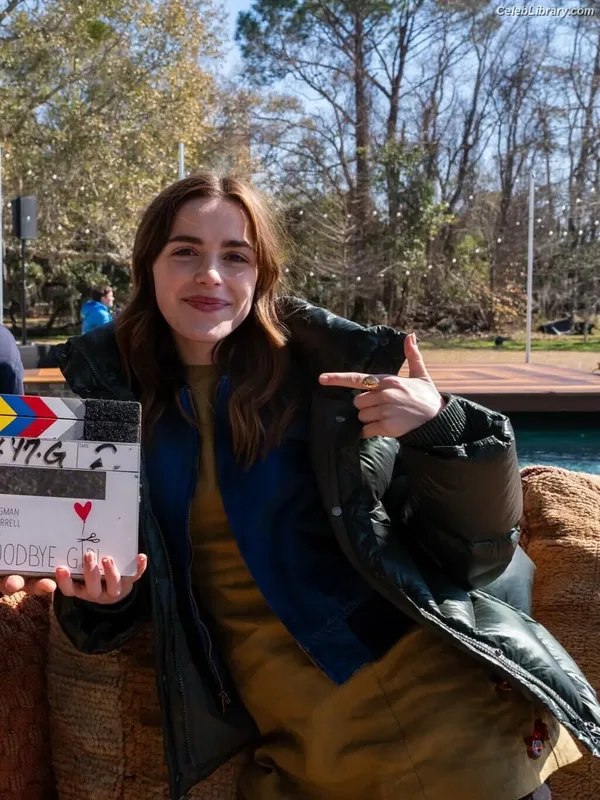Kiernan Shipka photo 14 of 2601