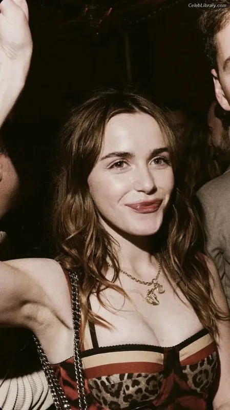 Kiernan Shipka photo 6 of 2601