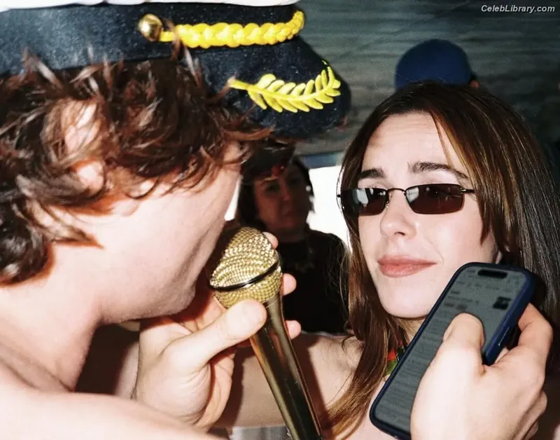 Kiernan Shipka photo 19 of 2601