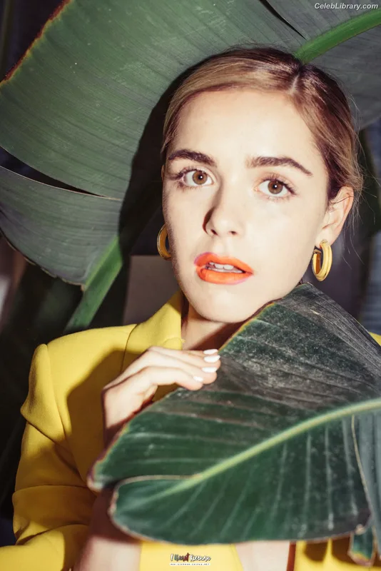 Kiernan Shipka photo 8 of 2601