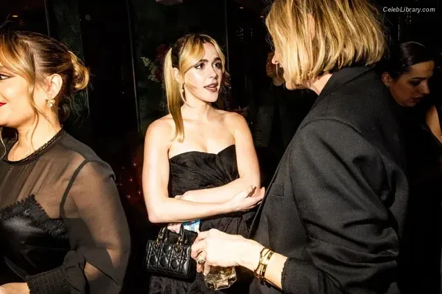 Kiernan Shipka photo 14 of 2601