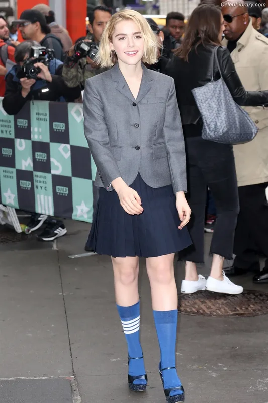 Kiernan Shipka photo 4 of 2601