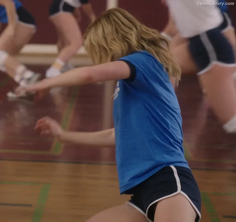 Kiernan Shipka photo 13 of 2601