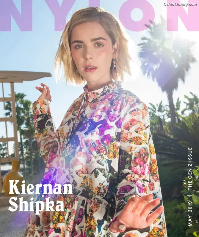 Kiernan Shipka photo 17 of 2601