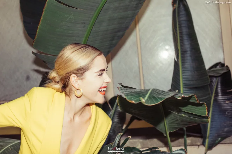 Kiernan Shipka photo 3 of 2601