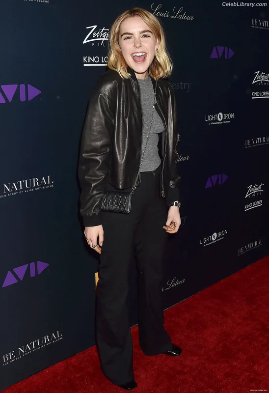 Kiernan Shipka photo 13 of 2601