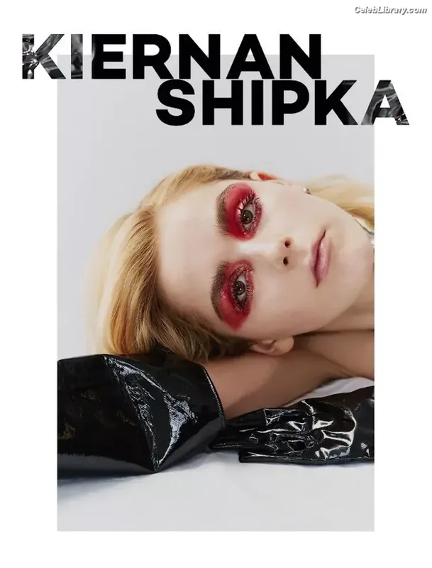 Kiernan Shipka photo 16 of 2601