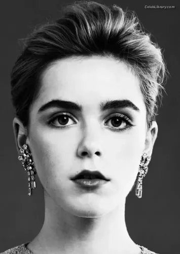 Kiernan Shipka photo 19 of 2601