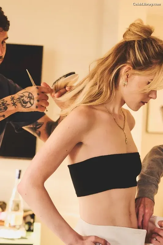 Kiernan Shipka photo 8 of 2601