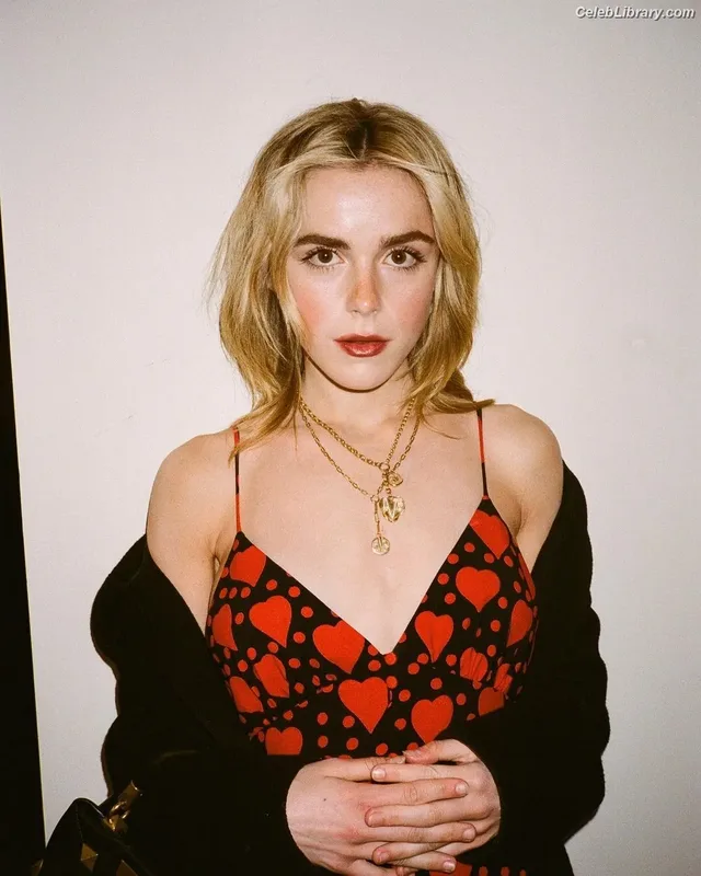 Kiernan Shipka photo 7 of 2601