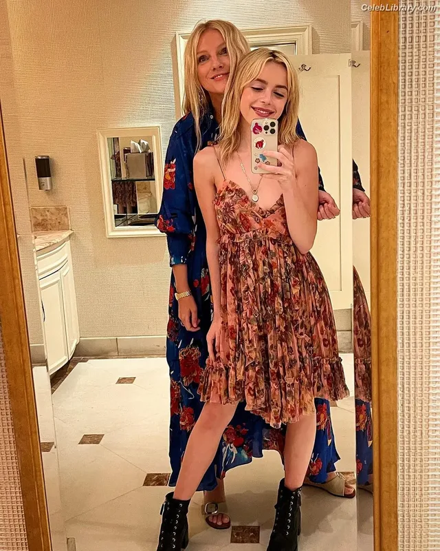 Kiernan Shipka photo 12 of 2601