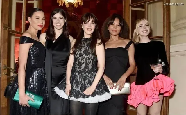 Kiernan Shipka photo 12 of 2601