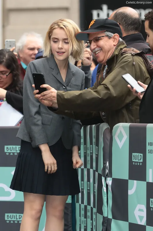 Kiernan Shipka photo 19 of 2601