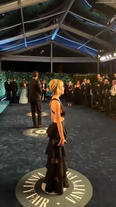 Kiernan Shipka photo 4 of 2601