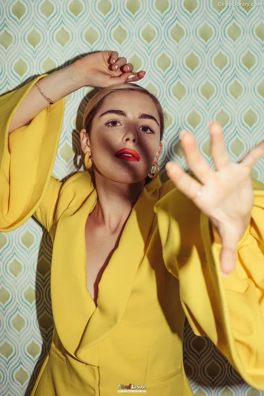 Kiernan Shipka photo 19 of 2601