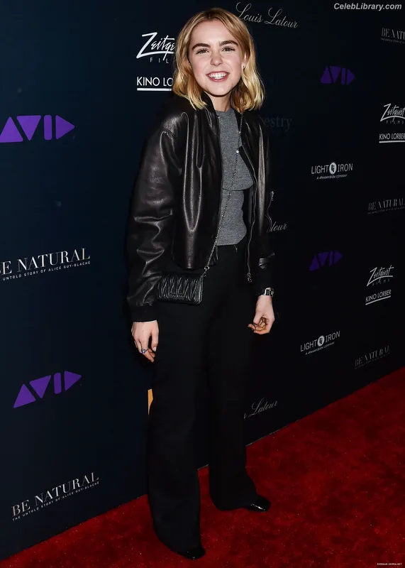 Kiernan Shipka photo 16 of 2601