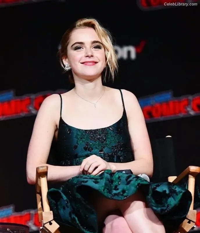 Kiernan Shipka photo 20 of 2601