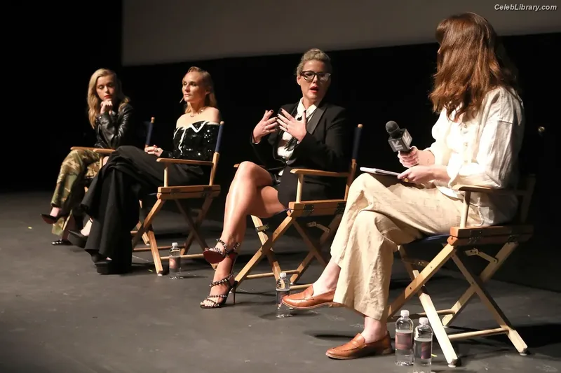 Kiernan Shipka photo 14 of 2601