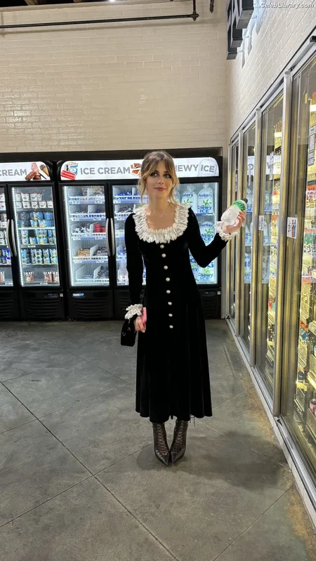 Kiernan Shipka photo 16 of 2601