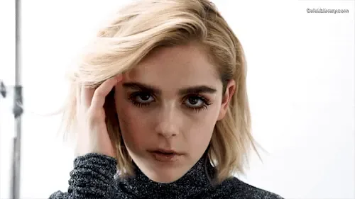 Kiernan Shipka photo 10 of 2601