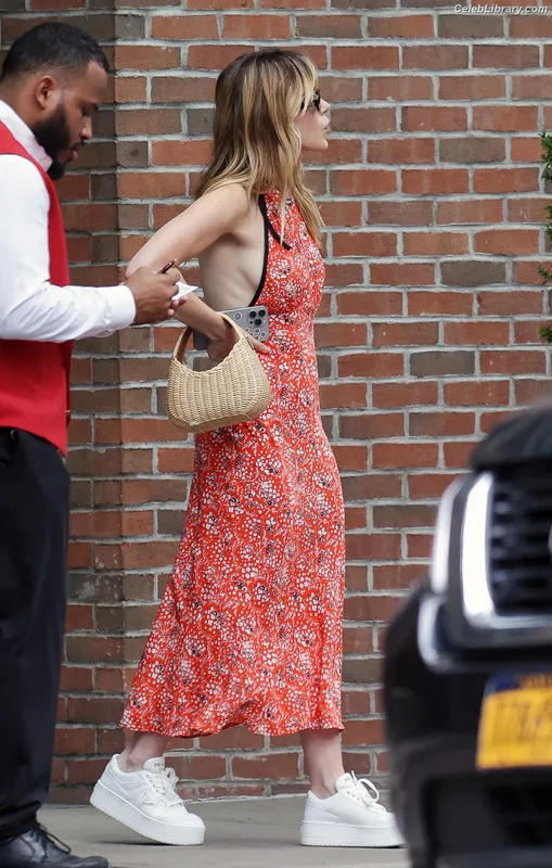 Kiernan Shipka photo 16 of 2601