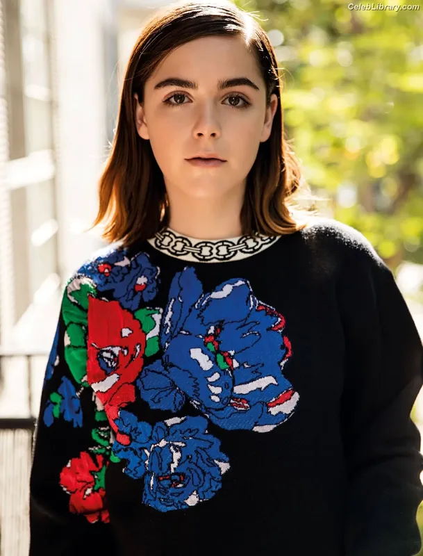 Kiernan Shipka photo 3 of 2601