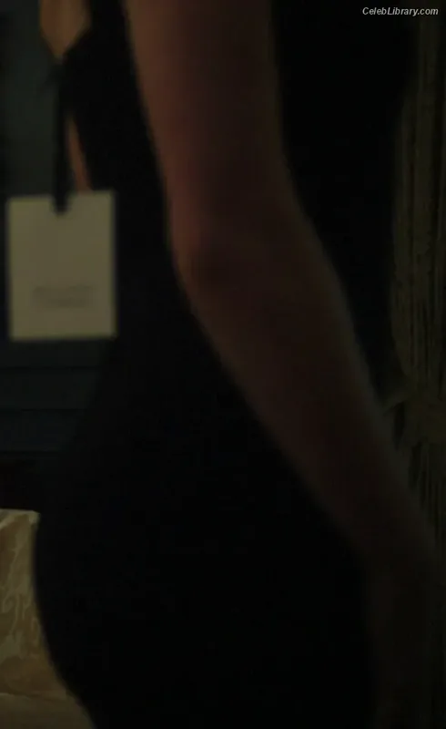 Kiernan Shipka photo 10 of 2601