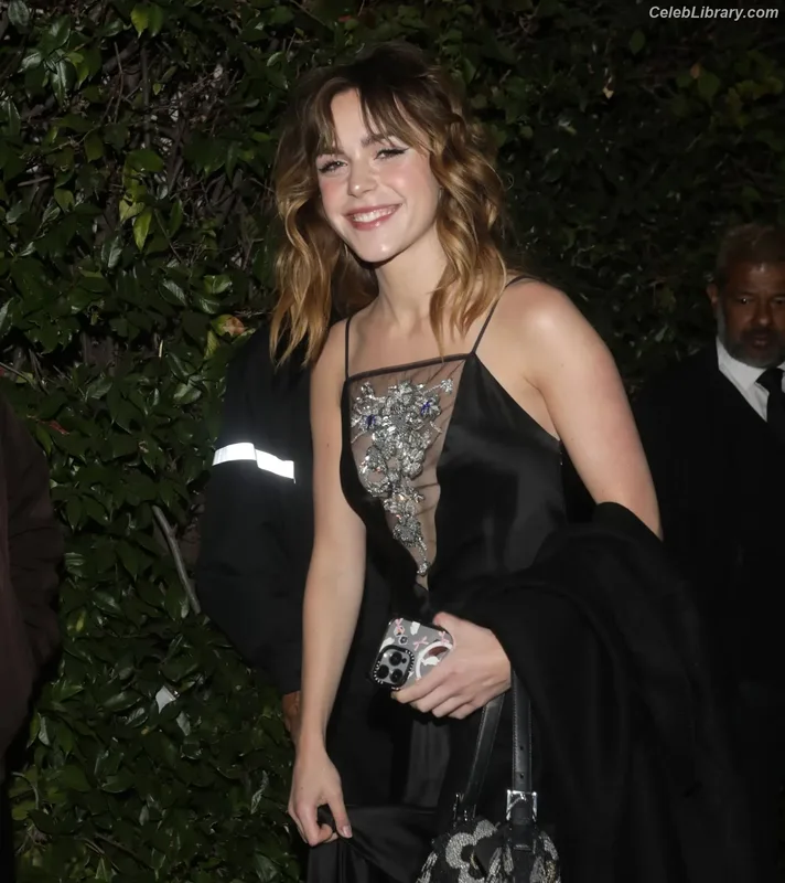 Kiernan Shipka photo 11 of 2601