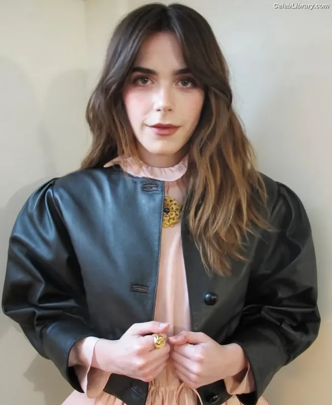Kiernan Shipka photo 22 of 2601