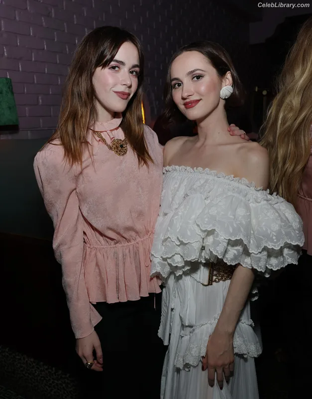 Kiernan Shipka photo 19 of 2601