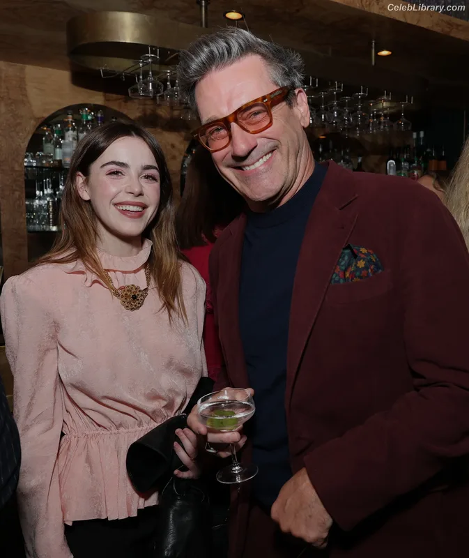 Kiernan Shipka photo 21 of 2601