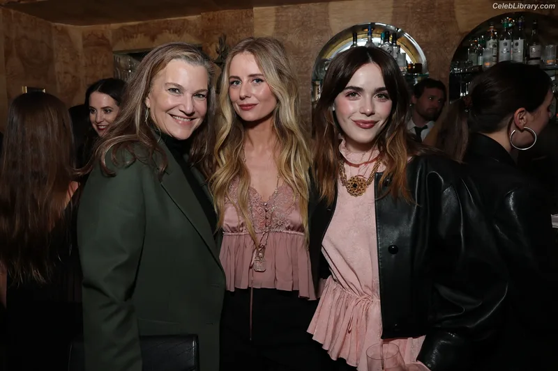 Kiernan Shipka photo 22 of 2601
