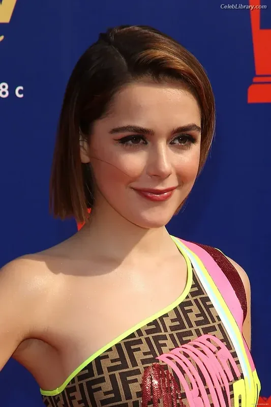 Kiernan Shipka photo 9 of 2601