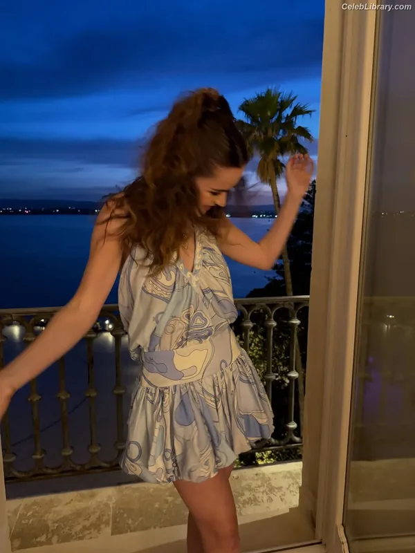 Kiernan Shipka photo 18 of 2601