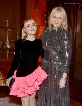 Kiernan Shipka photo 15 of 2601