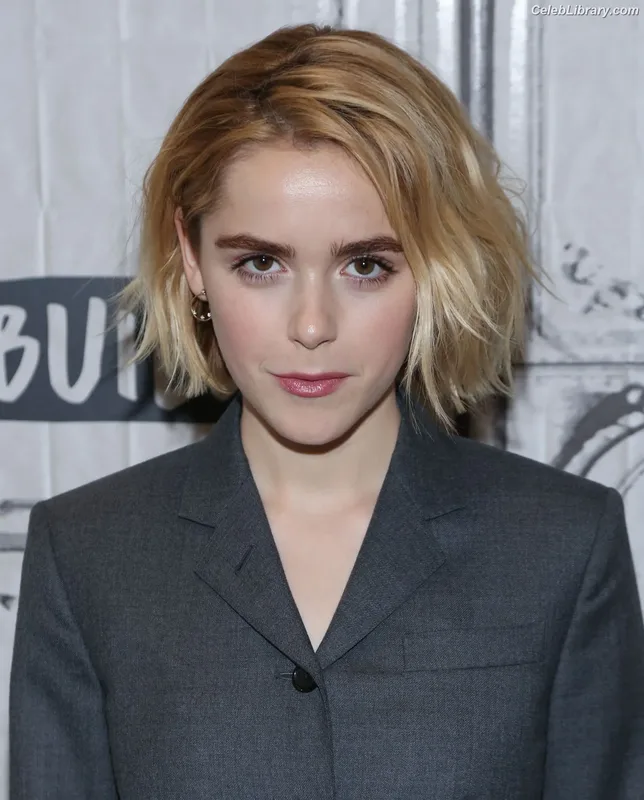 Kiernan Shipka photo 16 of 2601