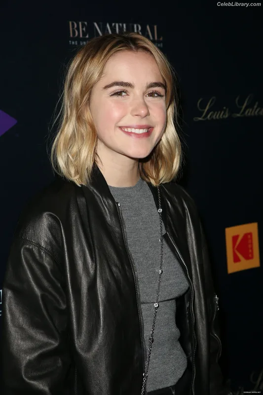 Kiernan Shipka photo 20 of 2601