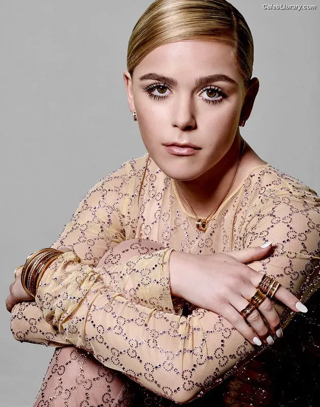 Kiernan Shipka photo 18 of 2601