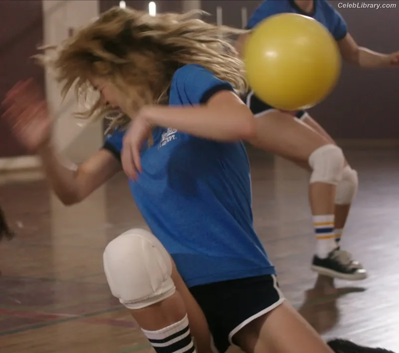 Kiernan Shipka photo 21 of 2601