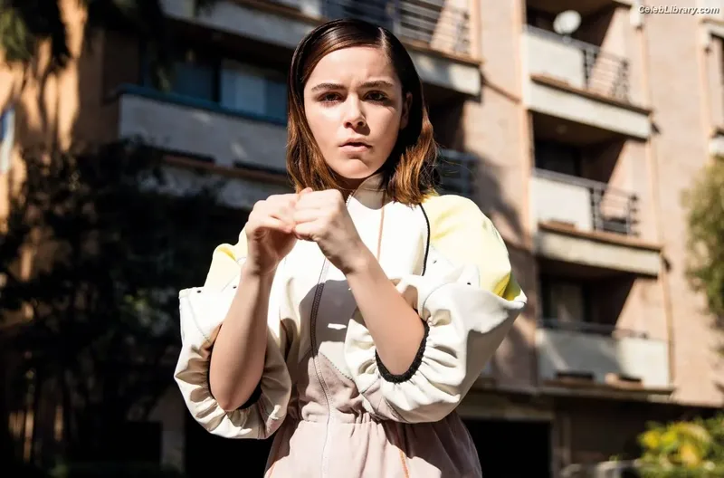 Kiernan Shipka photo 15 of 2601