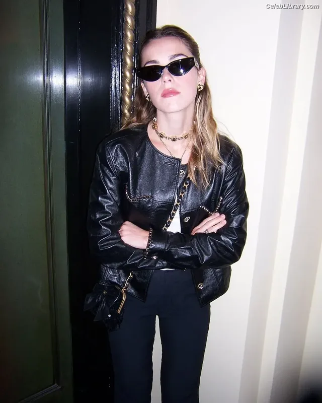 Kiernan Shipka photo 23 of 2601