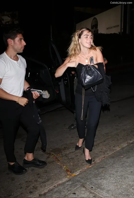 Kiernan Shipka photo 9 of 2601