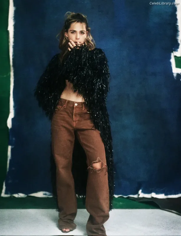 Kiernan Shipka photo 13 of 2601