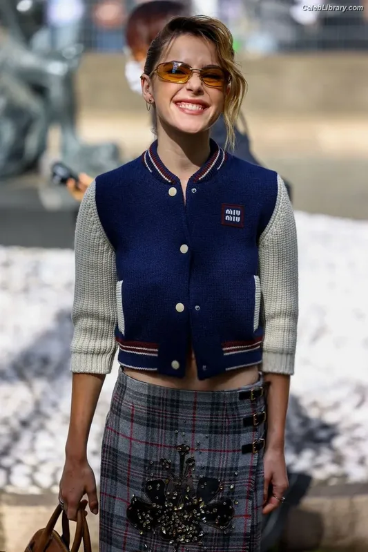 Kiernan Shipka photo 20 of 2601