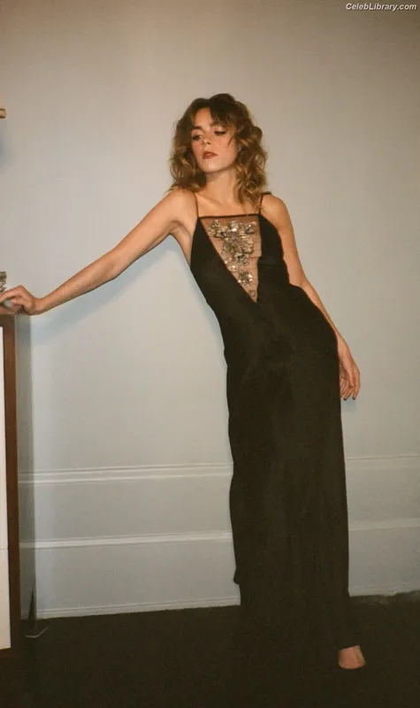Kiernan Shipka photo 18 of 2601