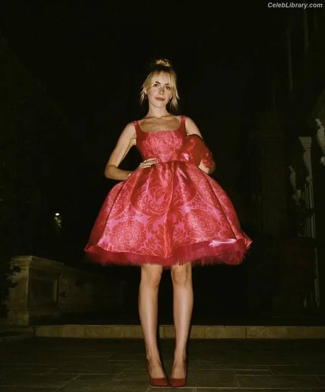 Kiernan Shipka photo 23 of 2601
