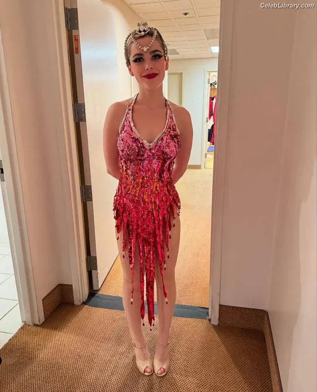 Kiernan Shipka photo 13 of 2601