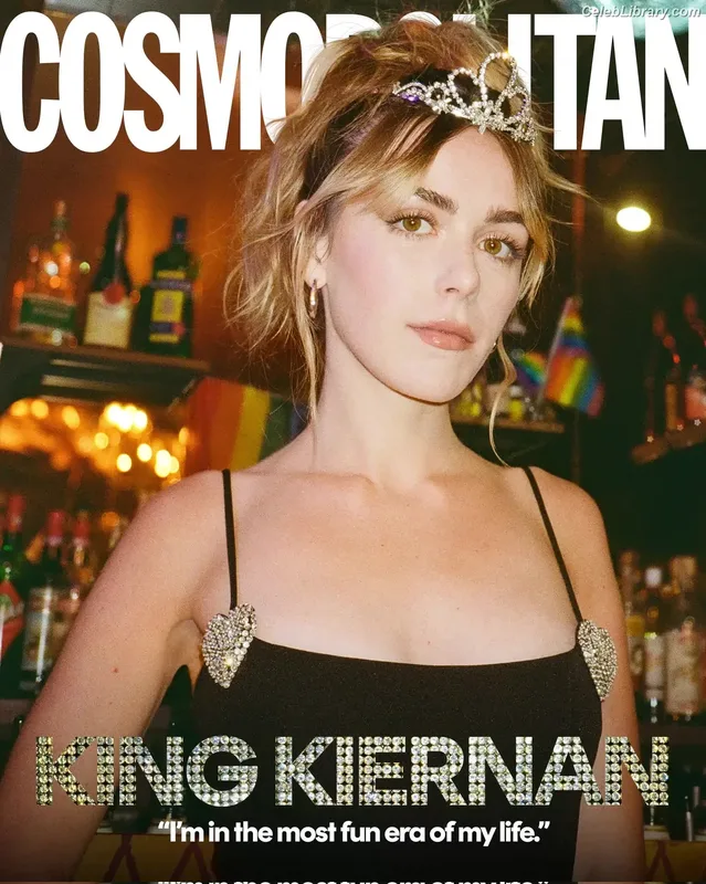 Kiernan Shipka photo 2 of 2601