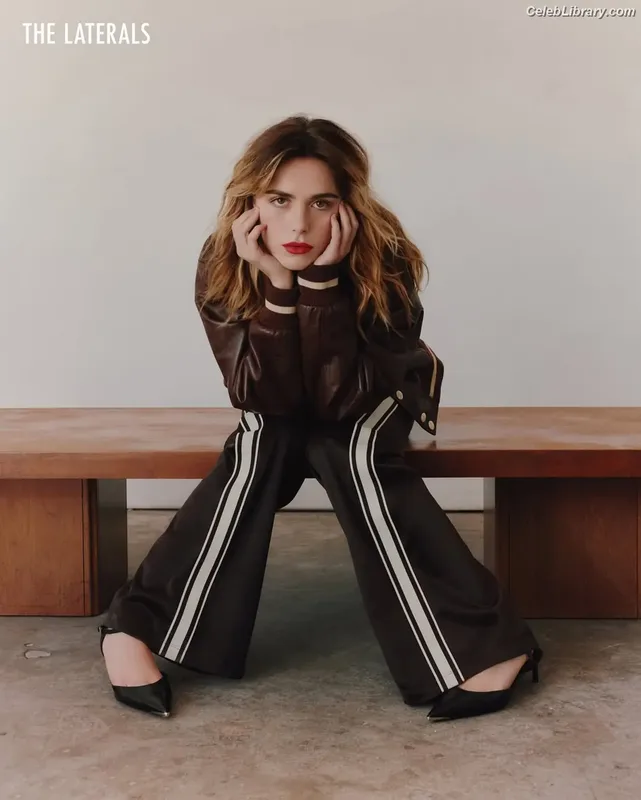 Kiernan Shipka photo 9 of 2601