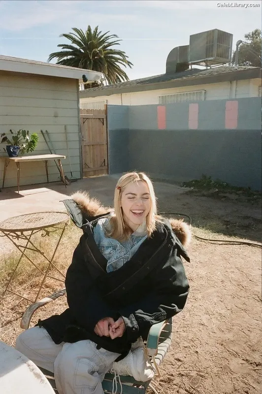 Kiernan Shipka photo 20 of 2601